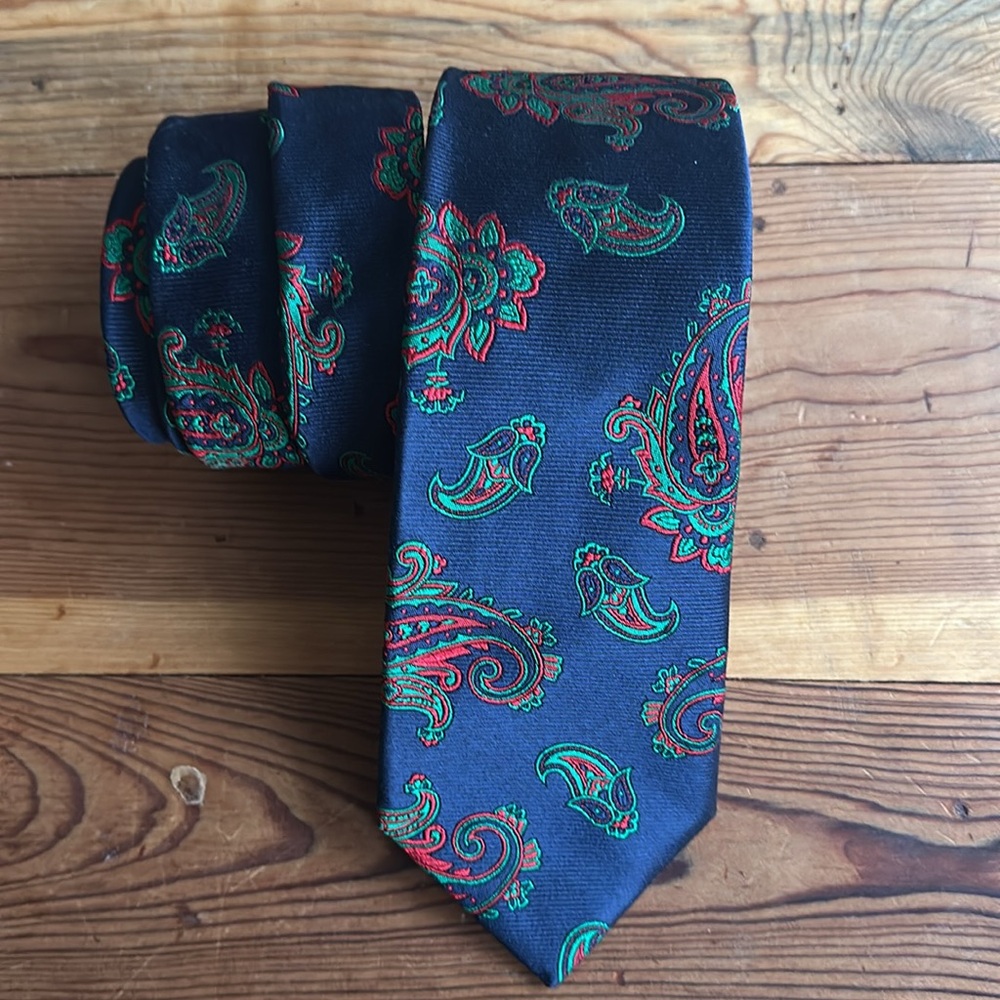 MAUS & HOFFMAN LUXURY PRINTED SILK TIE